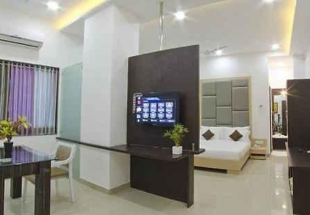Jk Rooms 109 Hotel Mayur Nágpur Kültér fotó