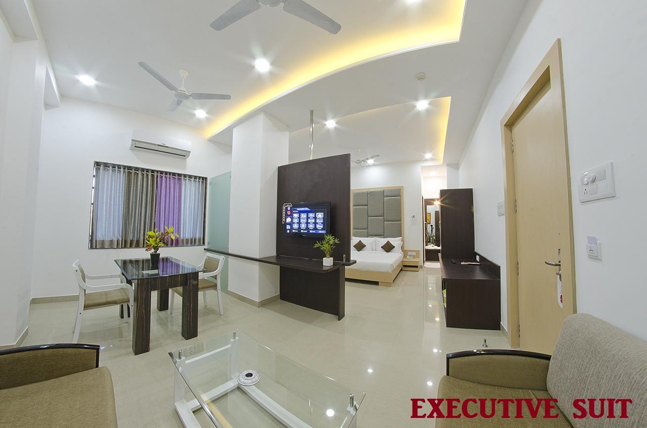 Jk Rooms 109 Hotel Mayur Nágpur Kültér fotó